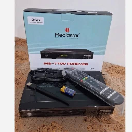 مدیااستار V7700 Forever